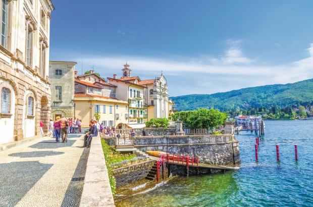 Isola Bella Stresa Borromäische Inseln Lago Maggiore Piemont Italien © Sina Ettmer - stock.adobe.com