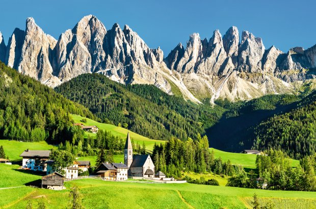St. Magdalena Vilnöss Villnöß Geisler Dolomiten Südtirol Italien © Leonid Andronov - stock.adobe.com