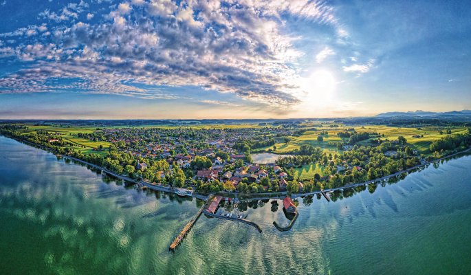 Chieming Chiemsee Bayern Deutschland © Dani - stock.adobe.com
