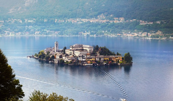 Orta San Giulio Ortasee Lago d' Orta Piemont Italien © Carolina09 - stock.adobe.com